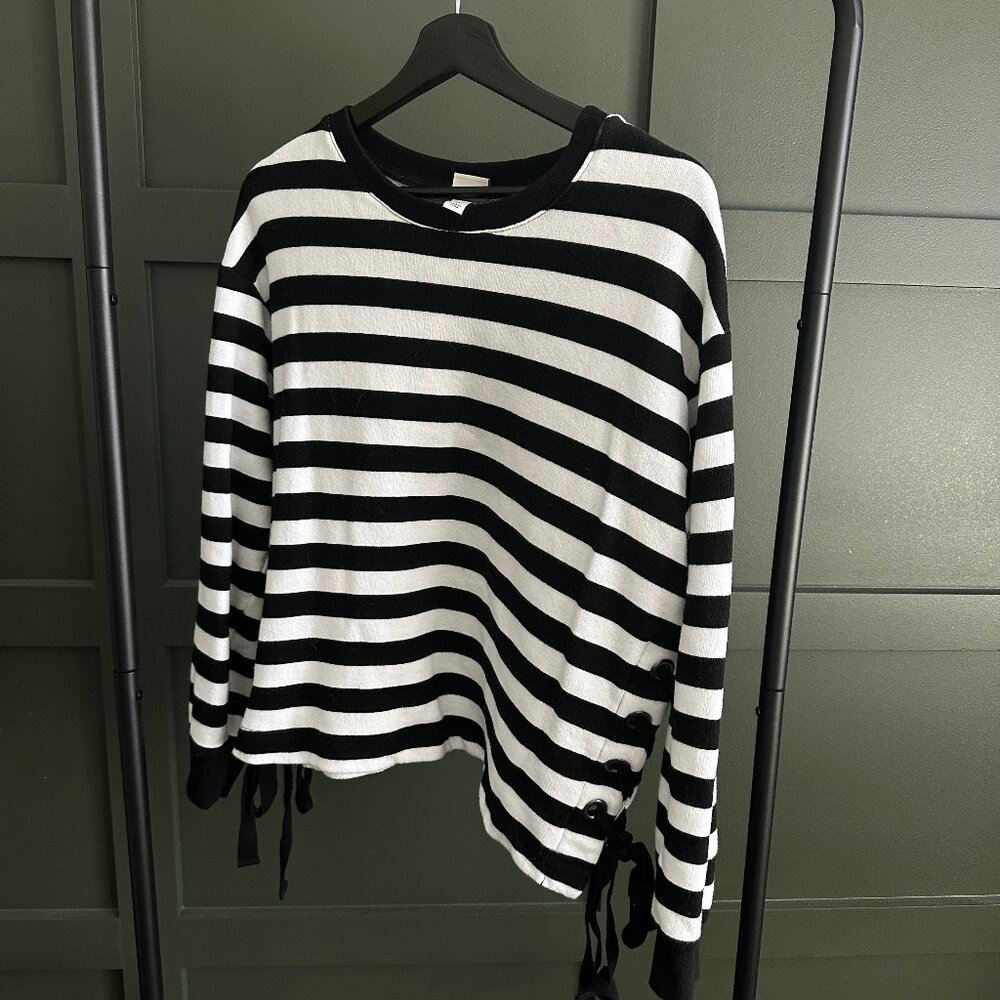 Black White Stripe Sweater with Ribbon Lace Sides